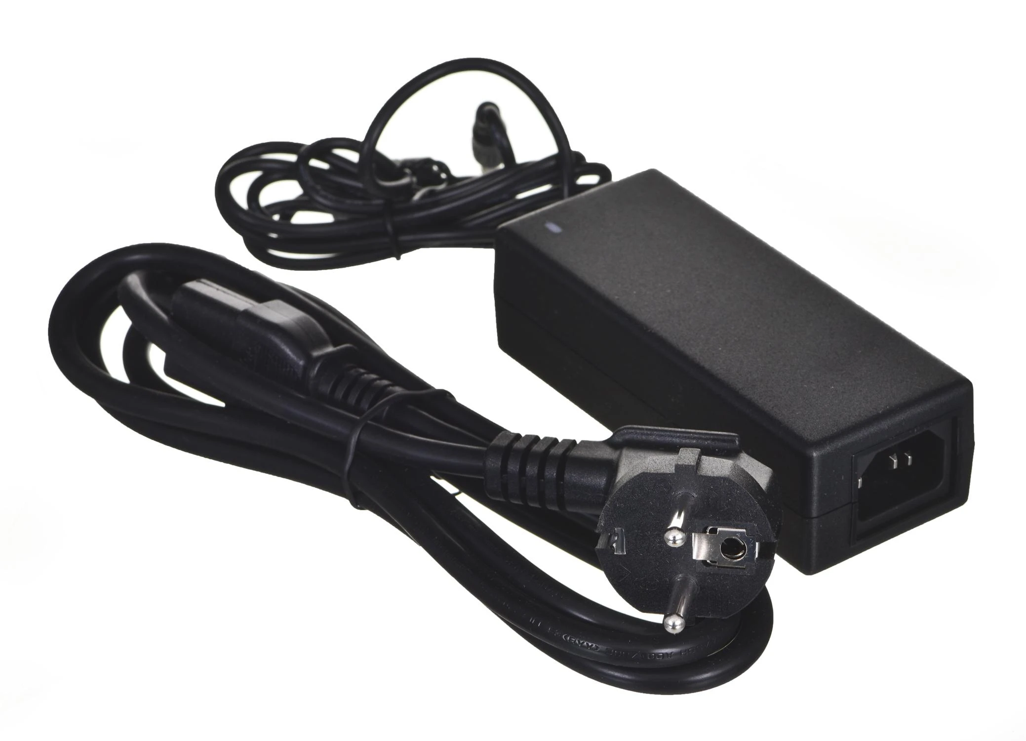 Šakotuvas D-Link DES-1005P/E tinklo komutatorius Ne-valdomas L2 Fast Ethernet (10/100) Juoda Maitinimas per Eternetą (PoE)