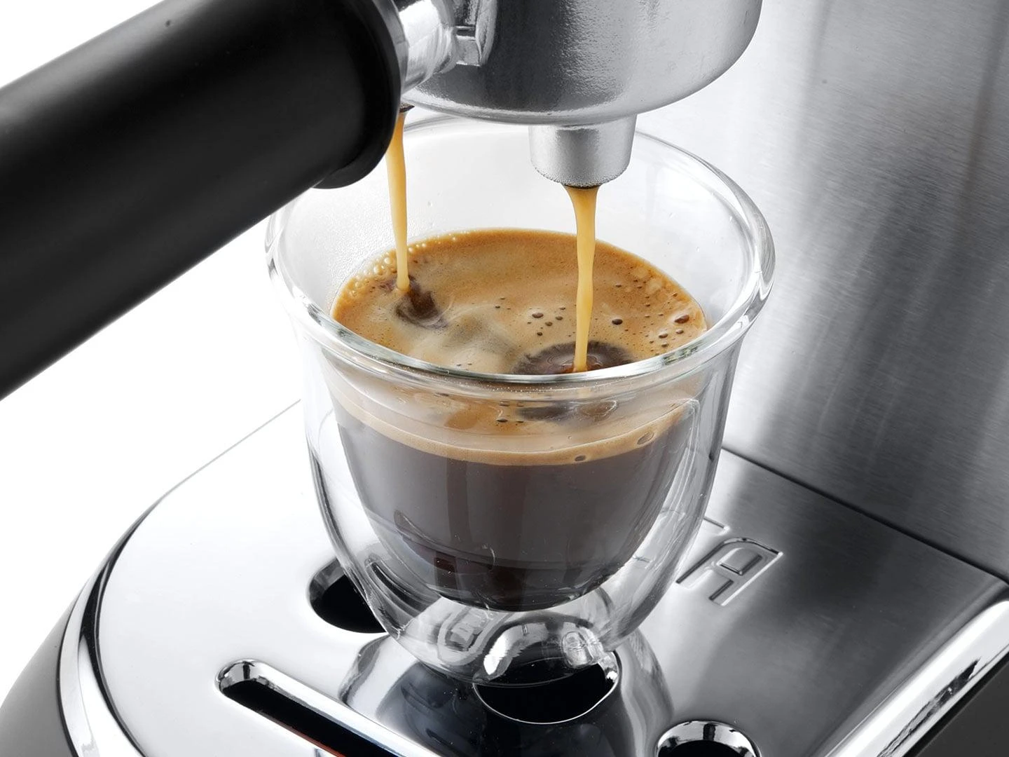 Kavos aparatas DeLonghi EC 685.M