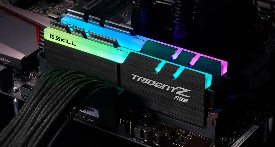 G.Skill Trident Z RGB F4-3600C16D-32GTZRC atminties modulis 32 GB 2 x 16 GB DDR4 3600 MHz