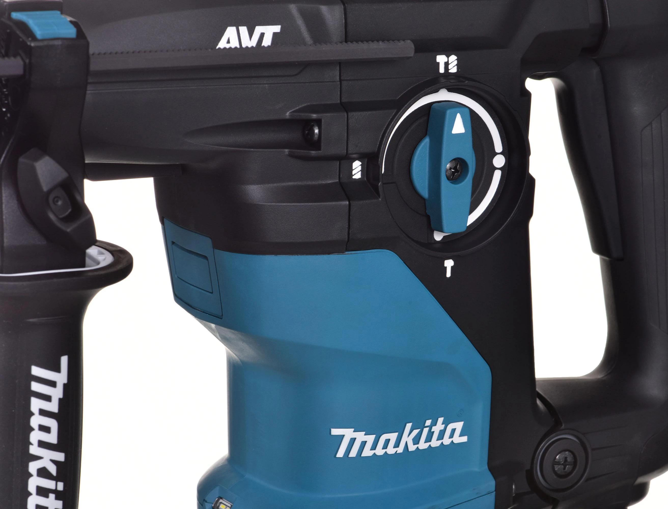 MAKITA SDS-PLUS 1050W GRĘŽIMO IR PRIVERIMO KJŪKAS 3.9J AVT LED + LAIKIKLIS + DX11 HR3012FCWJ