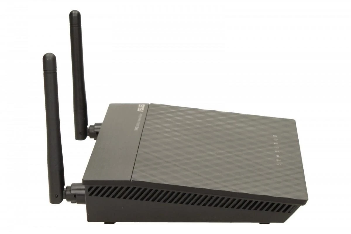 Asus | Maršrutizatorius | RT-N12E | 802.11n | 300 Mbit/s | 10/100 Mbit/s | Ethernet LAN (RJ-45) jungtys 4 | Mesh Support No | MU-MiMO No | No mobile broadband | Antenna type 2xExternal 5dBi | No USB | 36 mėn.