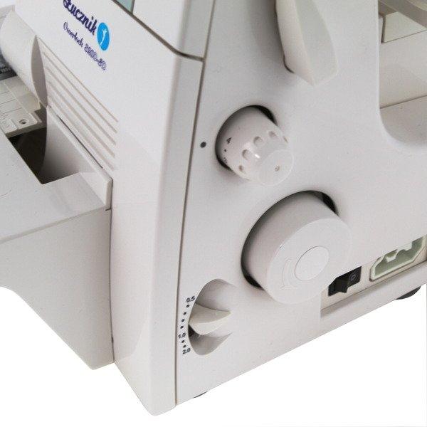 Siuvimo mašina - ŁUCZNIK Overlock 820D-3 1200 RPM Balta/Mėlyna