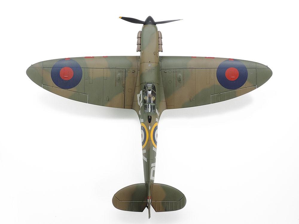 Airfix - Supermarine Spitfire Mk.Ia, 1/48, A05126A, Color