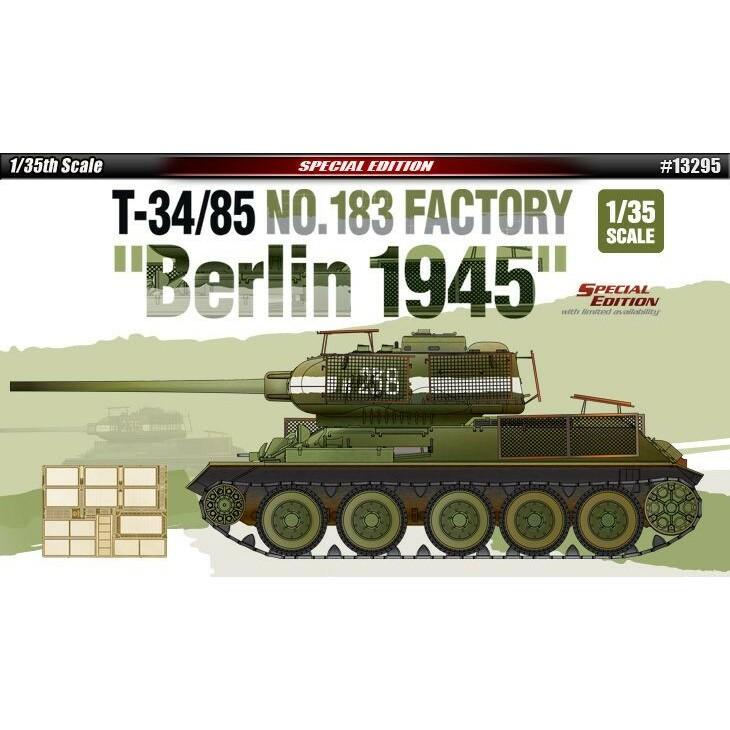 Academy T-34/85 Berlin 1945 tanko surenkamas modelis 1/35, 13295