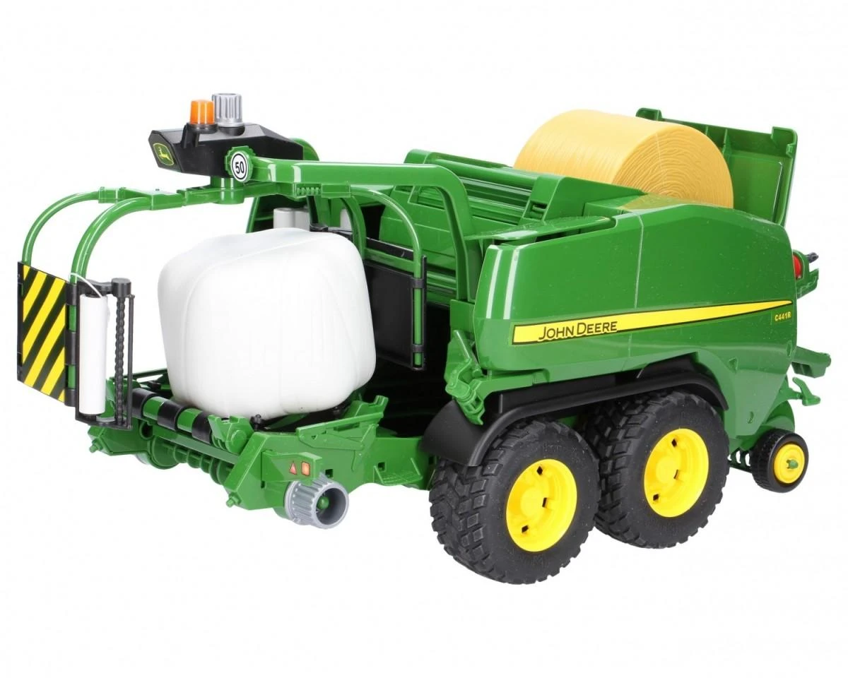 Traktoriaus su priedais Bruder John Deere