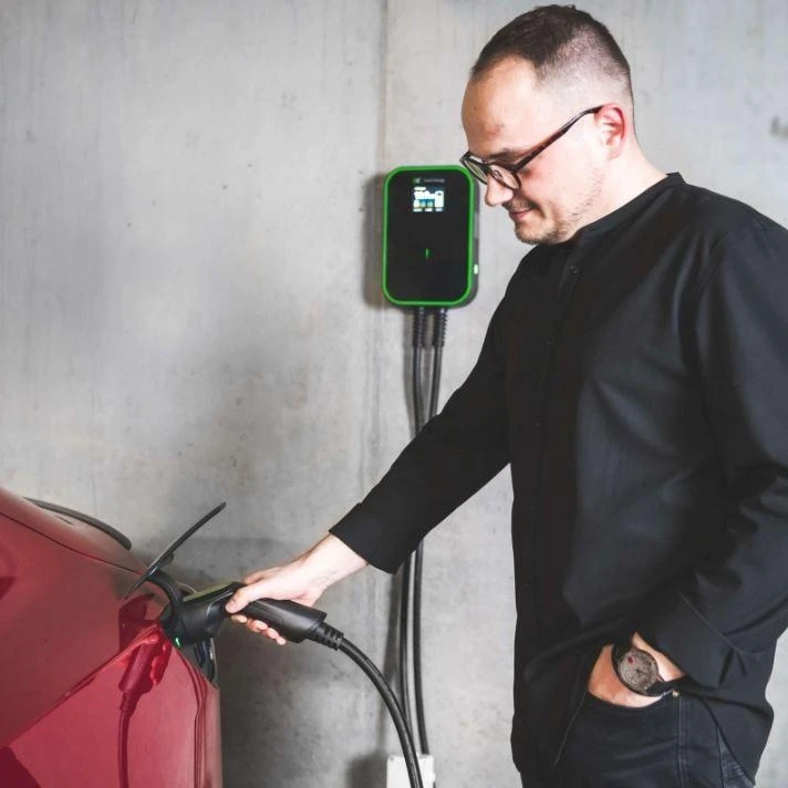GREENCELL įkroviklis Wallbox GC EV PowerBox 22kW su 2 tipo laidu, skirtas elektromobiliams ir Plug-In hibridams įkrauti