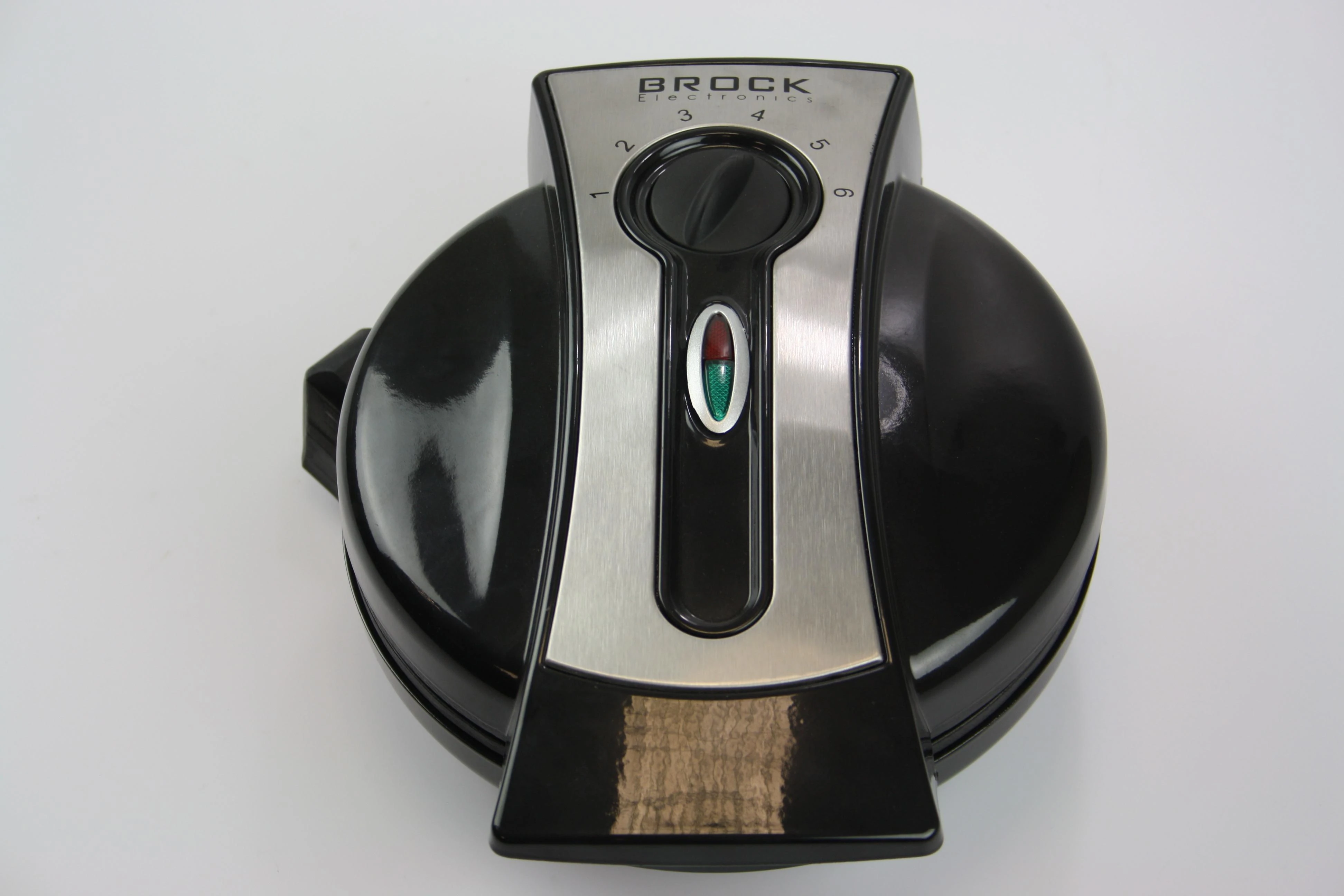 Vaflinė BROCK WM 3002 BK