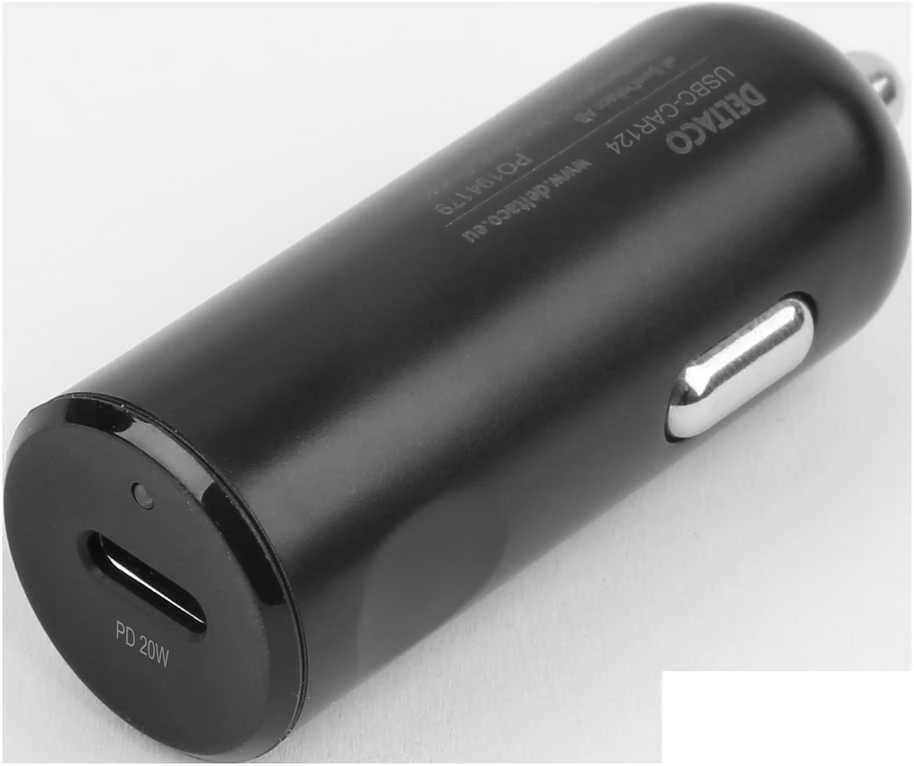 DELTACO USB automobilinis įkroviklis, 1x USB-C PD 20 W, 1 m Lightning laidas, juodas