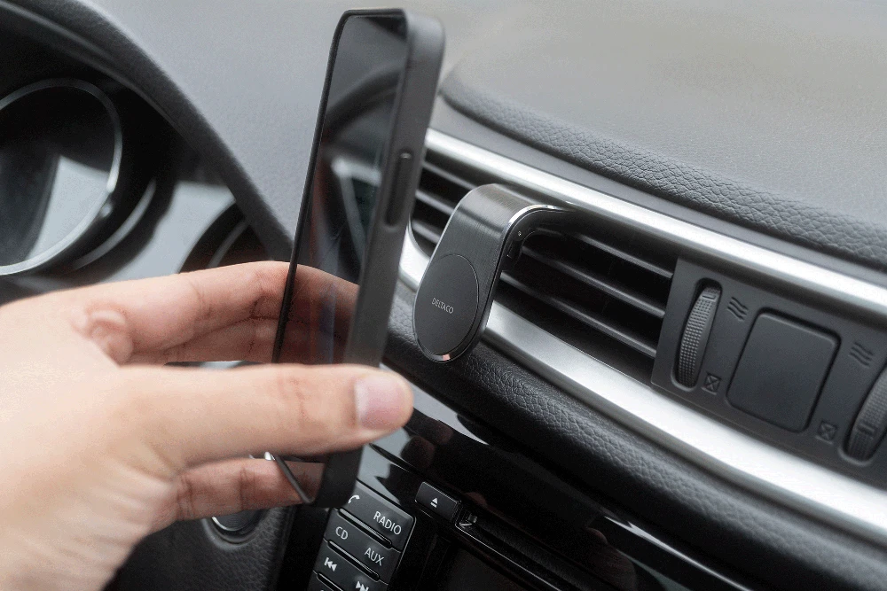 Magnetinis automobilinis laikiklis DELTACO grotelių laikiklis, juodas / ARM-C104
