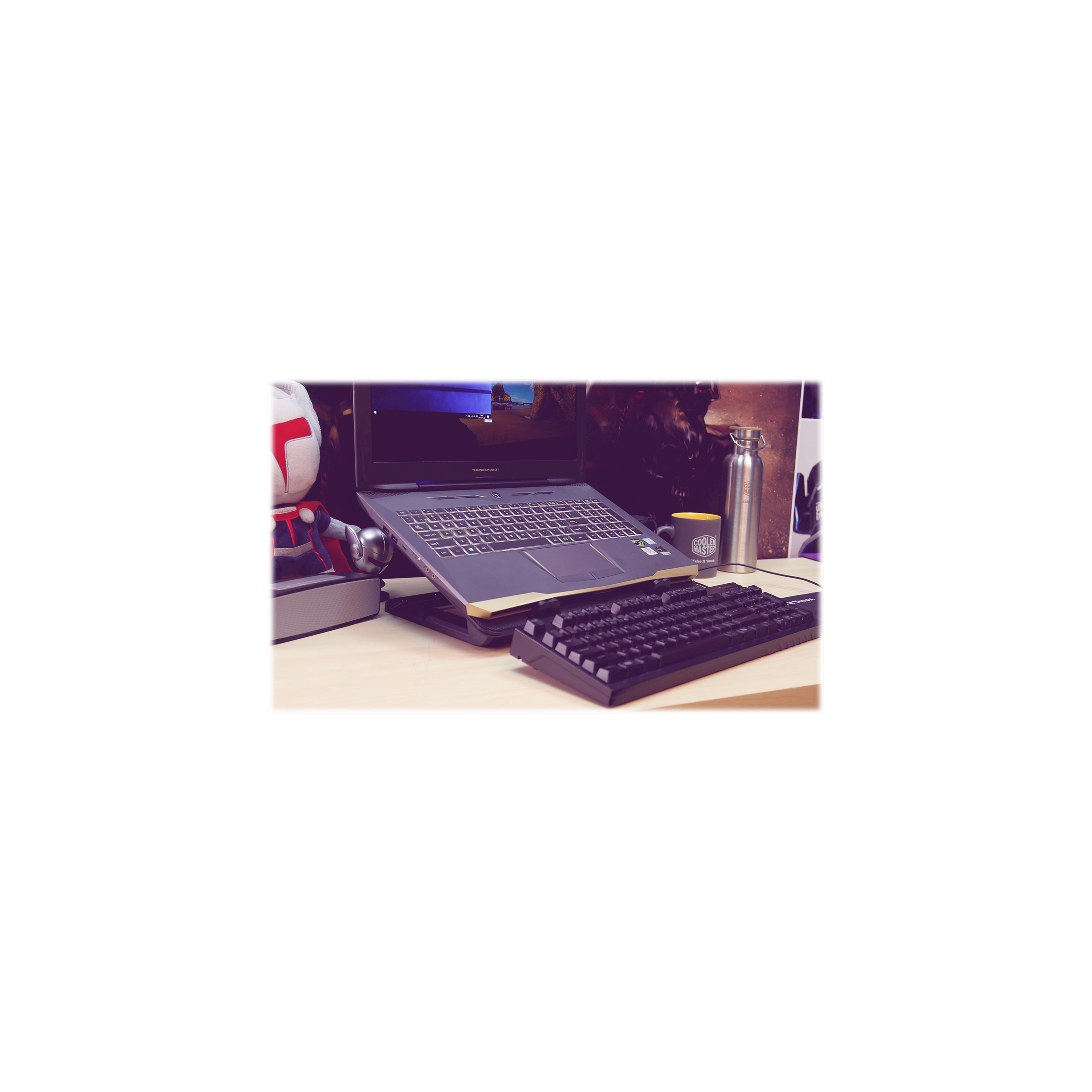 Aušinimo stovas po nešiojamuoju kompiuteriu Cooler Master Ergostand IV R9-NBS-E42K-GP (15,6 colio, 17,x colio, 1 ventiliatorius, taip)