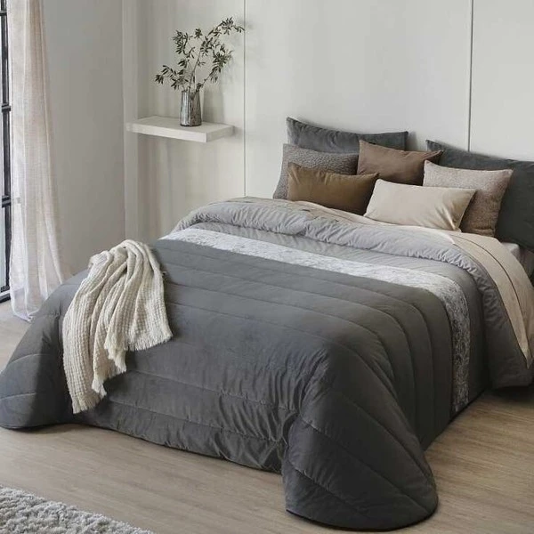 Velveto lovatiesė ARLET Pilkas, 250x270 cm (su pagalvių užvalkaliukais)