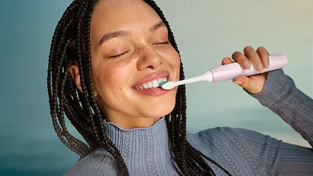 Įkraunamas dantų šepetėlis Philips Sonicare 2100 HX4021/03, rausvas
