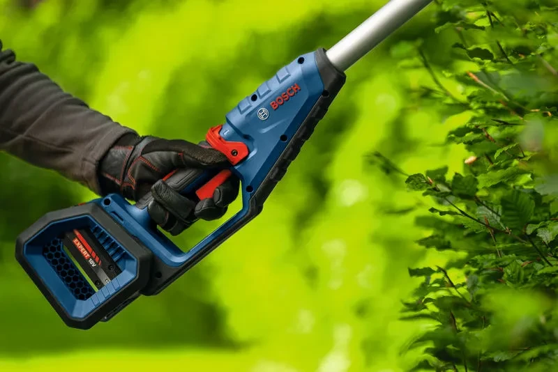 Akumuliatorinės gyvatvorių žirklės Bosch GHE18V-50 FP be akumuliatoriaus ir kroviklio