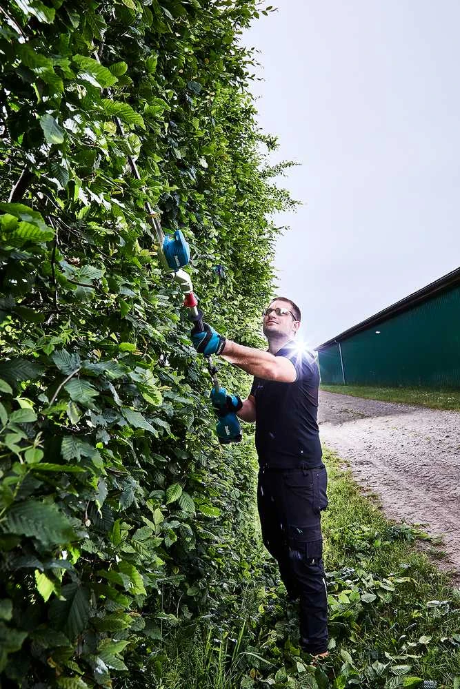 Akumuliatorinės gyvatvorių žirklės Makita DUN500WZ