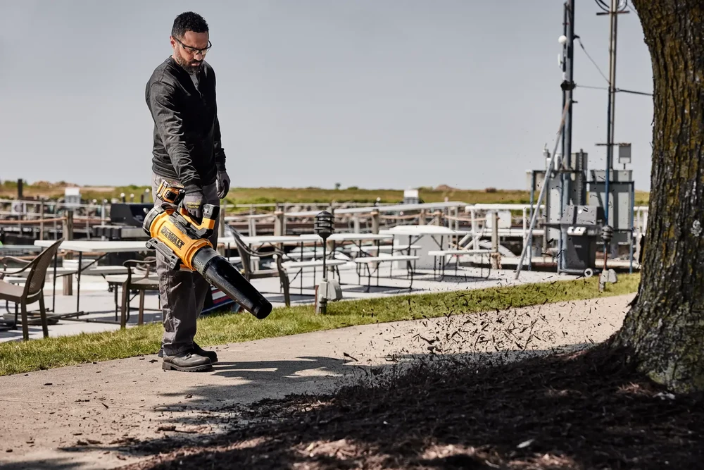 Akumuliatorinis lapų pūstuvas DeWalt DCMBL777N; 54 V (be akumuliatoriaus ir kroviklio)