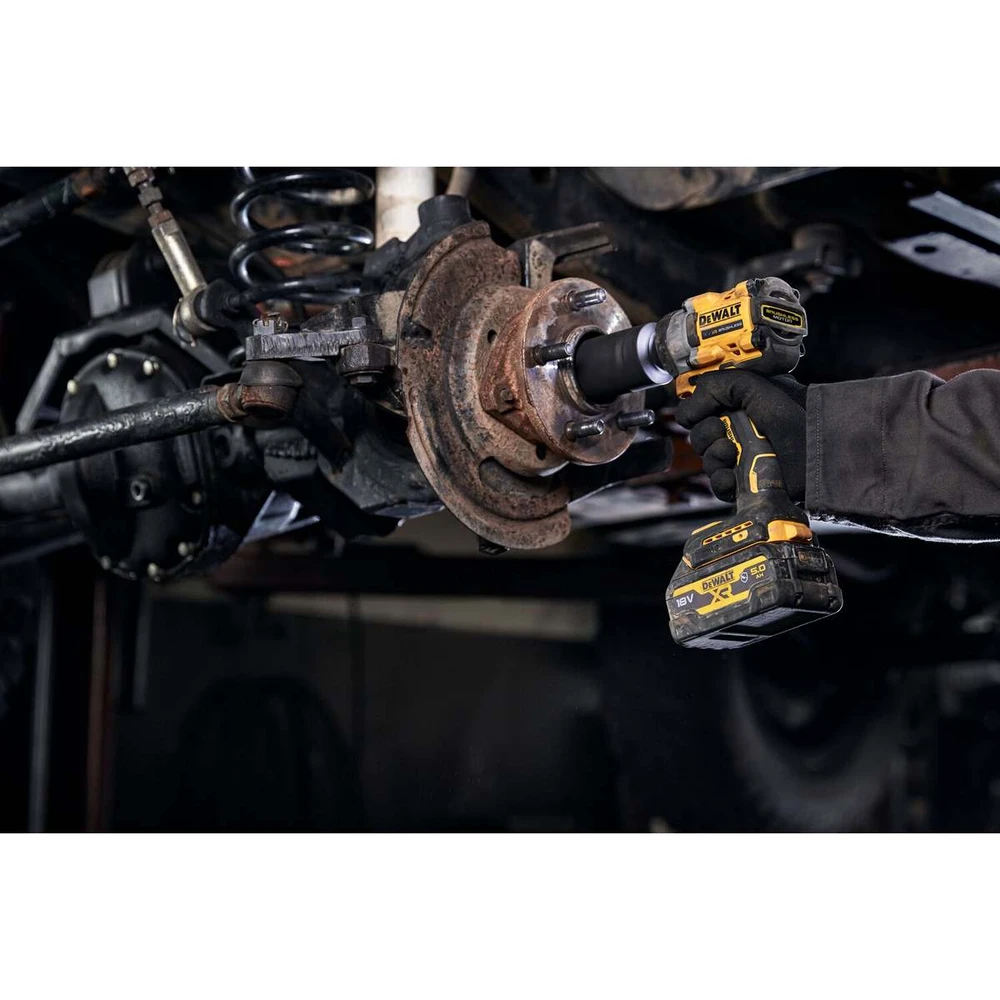 Akumuliatorinis smūginis veržliasukis DeWalt DCF921P2LRT-XJ; 18 V; 2x5,0 Ah akum.