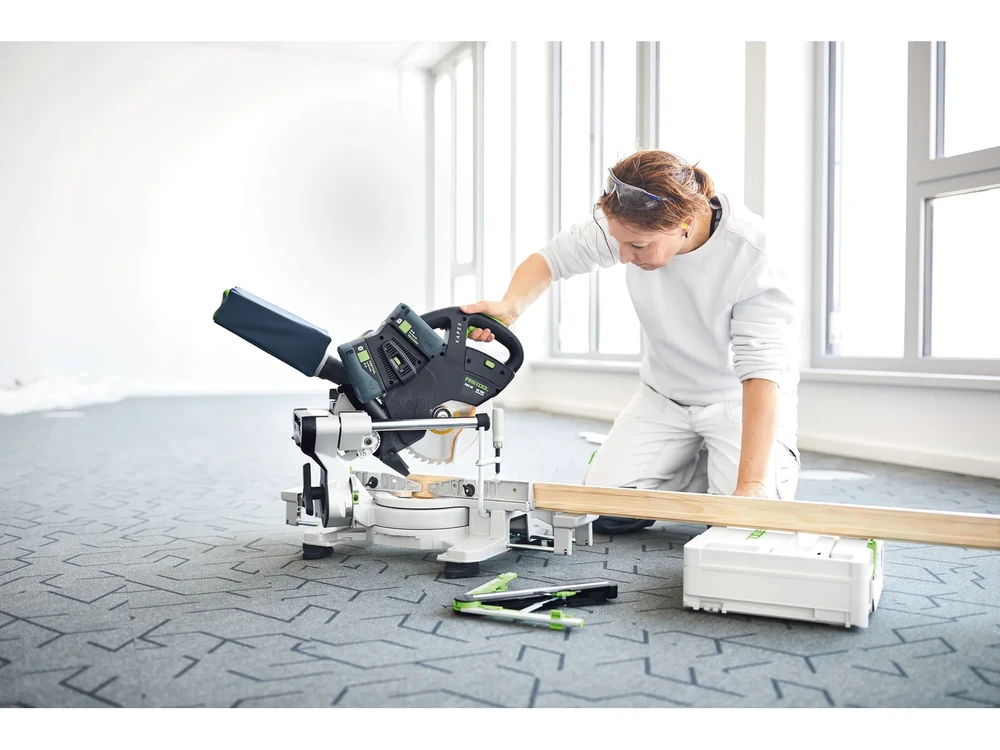 Akumuliatorinis traukiamas skersinio pjovimo pjūklas Festool KSC 60 EB-Basic | 577775 (be akumuliatoriaus ir pakrovėjo)
