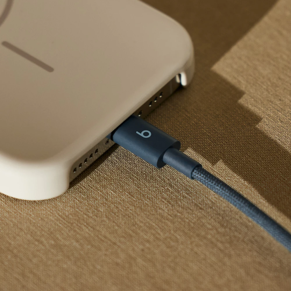 Beats USB-C to USB-C Woven Cable (1.5 m) - Nitro Navy - MDGE4ZM/A