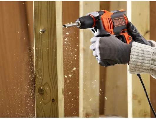 Black & Decker smūginis gręžtuvas BEH710SA40 710W + 40 vnt. priedų + minkštas krepšys
