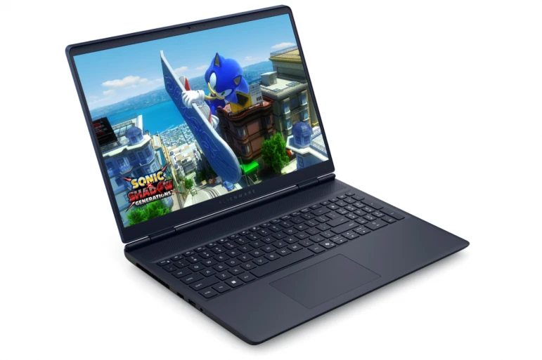 Alienware 16 Aurora mėlynas žaidimų kompiuteris su ekranu