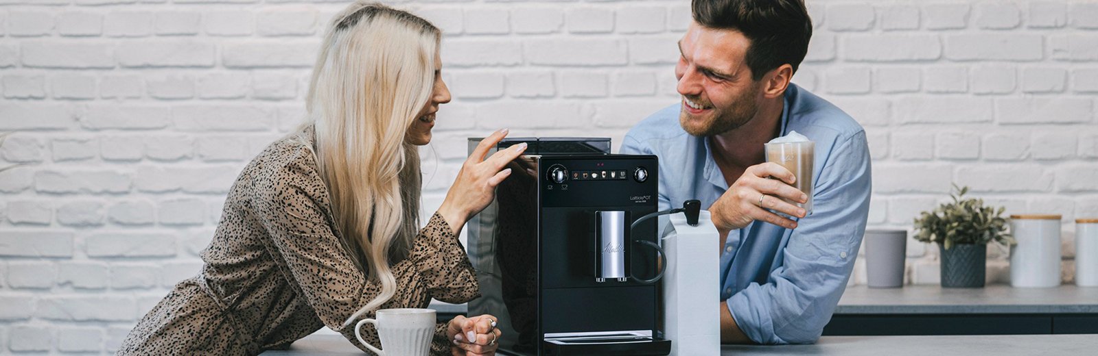 Automatinis kavos aparatas Melitta Latticia OT F300-100, juodos spalvos aprašymas - Prekės nuotrauka