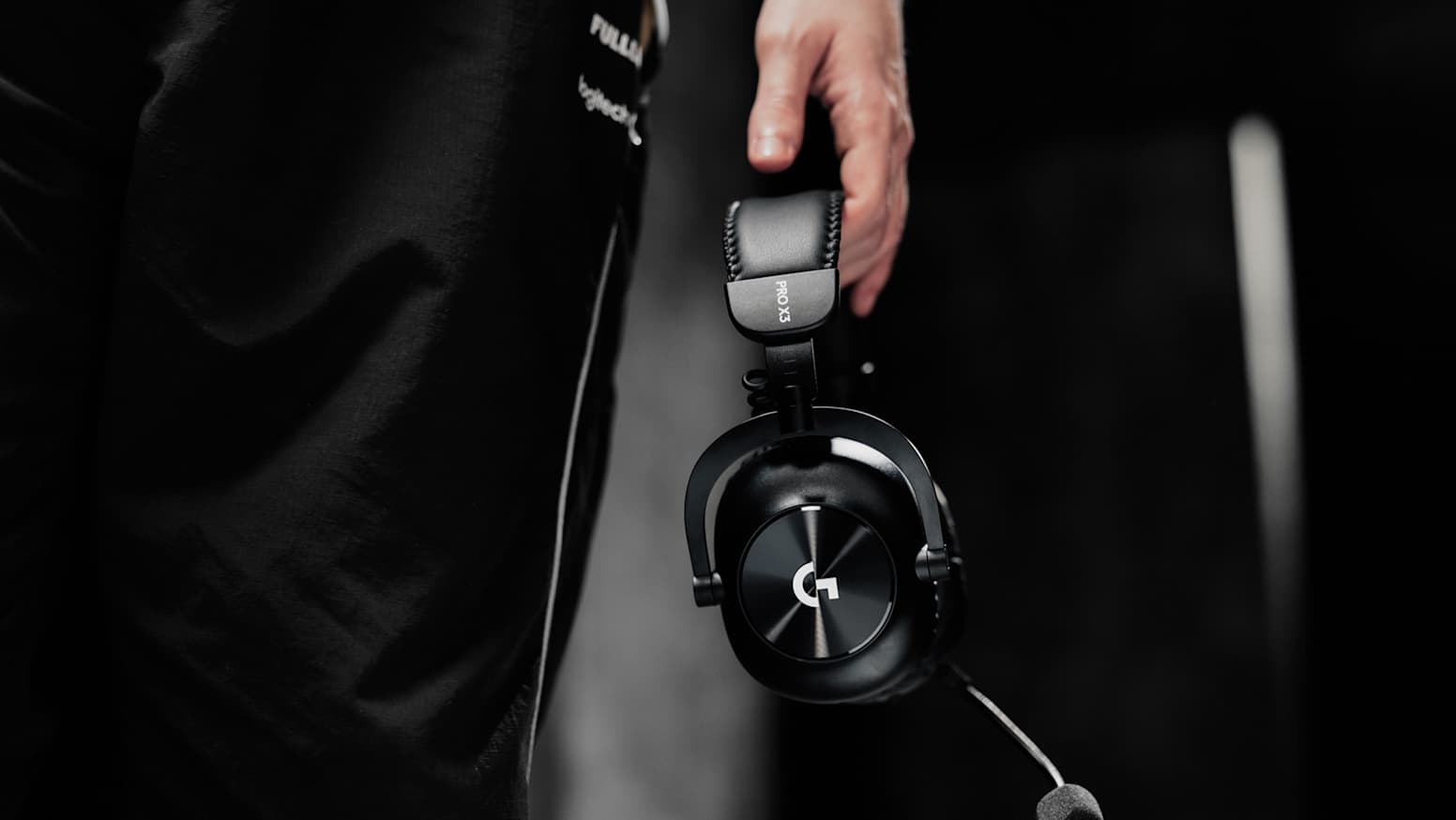 Belaidės žaidimų ausinės su mikrofonu Logitech G PRO X3 LIGHTSPEED, 7.1, Bluetooth, rožinės spalvos | 981-001756 aprašymas - Prekės nuotrauka