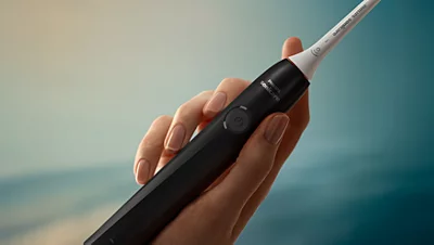 Įkraunamas dantų šepetėlis „Philips“ Sonicare 2100 HX4021/02, juodas aprašymas - Prekės nuotrauka