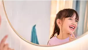 2 dalių šepetėlių galvučių pakuotė Philips Sonicare For Kids HX6042/90, baltos/mėlynos spalvos aprašymas - Prekės nuotrauka
