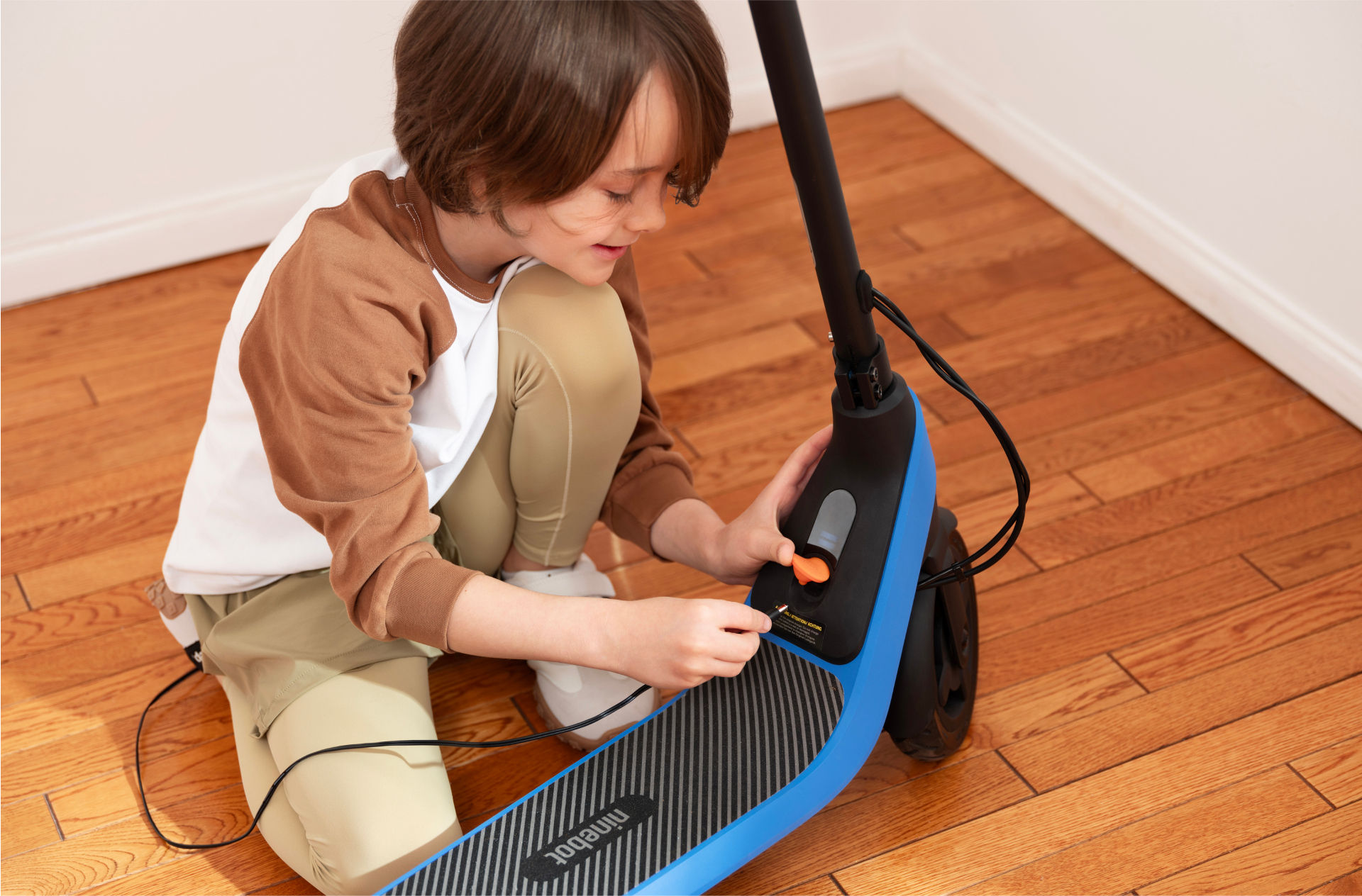 Elektrinis paspirtukas Segway C2 Lite Kids eKickScooter | 130 W | 16 km/h | 7