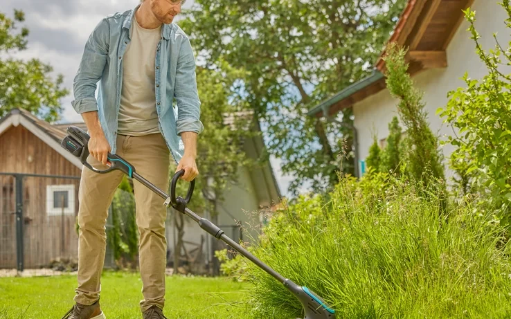 Gardena PowerTrim 30 18V Set 4.0 Ah akumuliatorinės žoliapjovės komplektas su 18V P4A baterija | ‎14703-20 aprašymas - Prekės nuotrauka