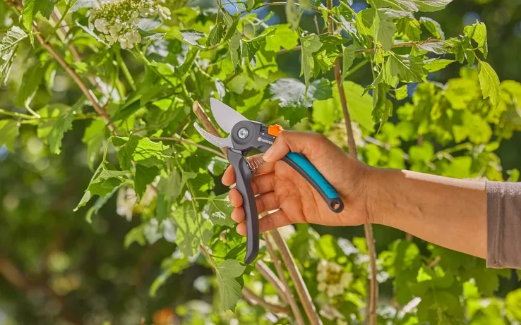 Gardena Sekatorius PremiumCut šviežiai medienai, su prasilenkiančiais ašmenimis, 22 mm kirpimo skersmeniu | 12241-20 aprašymas - Prekės nuotrauka