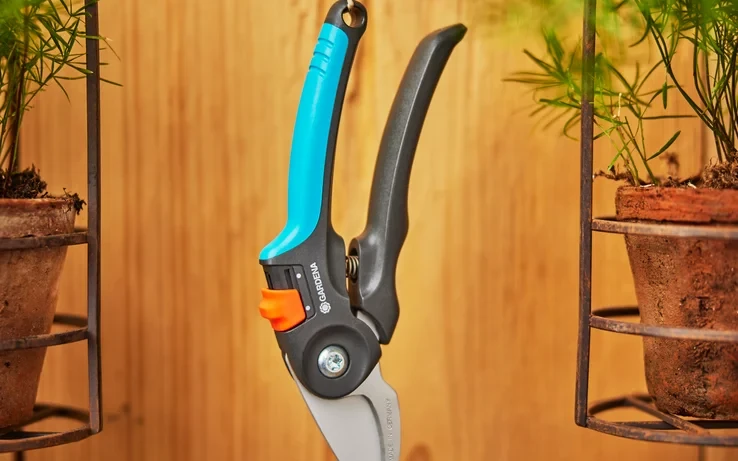 Gardena Sekatorius PremiumCut šviežiai medienai, su prasilenkiančiais ašmenimis, 22 mm kirpimo skersmeniu | 12241-20 aprašymas - Prekės nuotrauka