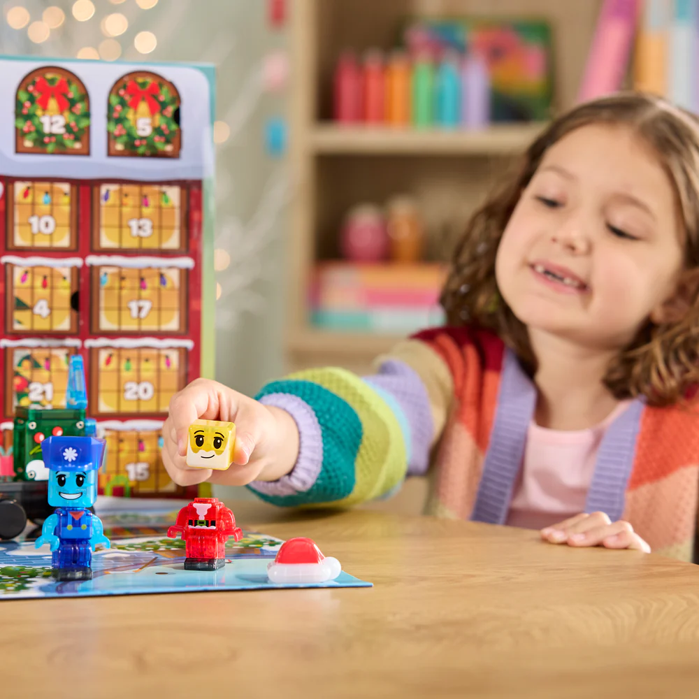 Advento kalendorius MAGNA-TILES microMAGS, 34 magnetinės detalės, 24 staigmenos aprašymas - Prekės nuotrauka