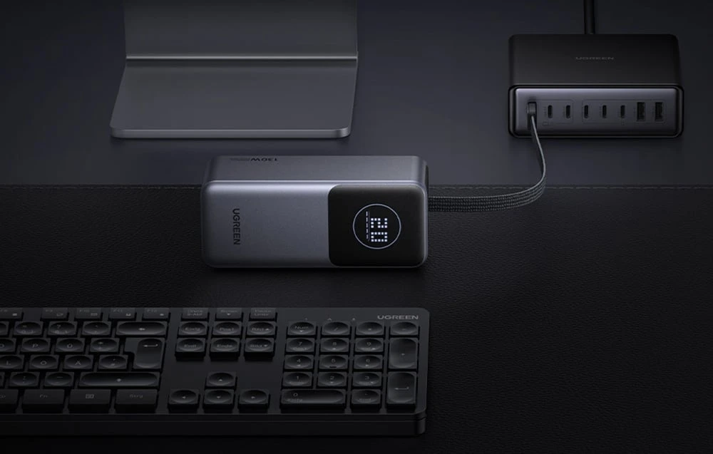 Nešiojamasis įkroviklis UGREEN Powerbank 20000mAh PB723, USB 2x USB-C, 130W, pilkos spalvos aprašymas - Prekės nuotrauka