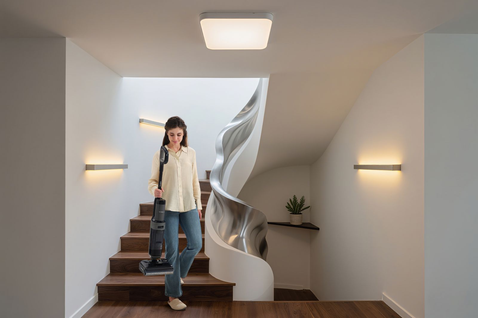 Plaunantis siurblys - šluota Tineco Floor One i6 Stretch Plus aprašymas - Prekės nuotrauka