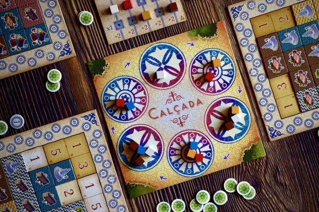 Stalo žaidimas Piatnik „Calcada“ aprašymas - Prekės nuotrauka