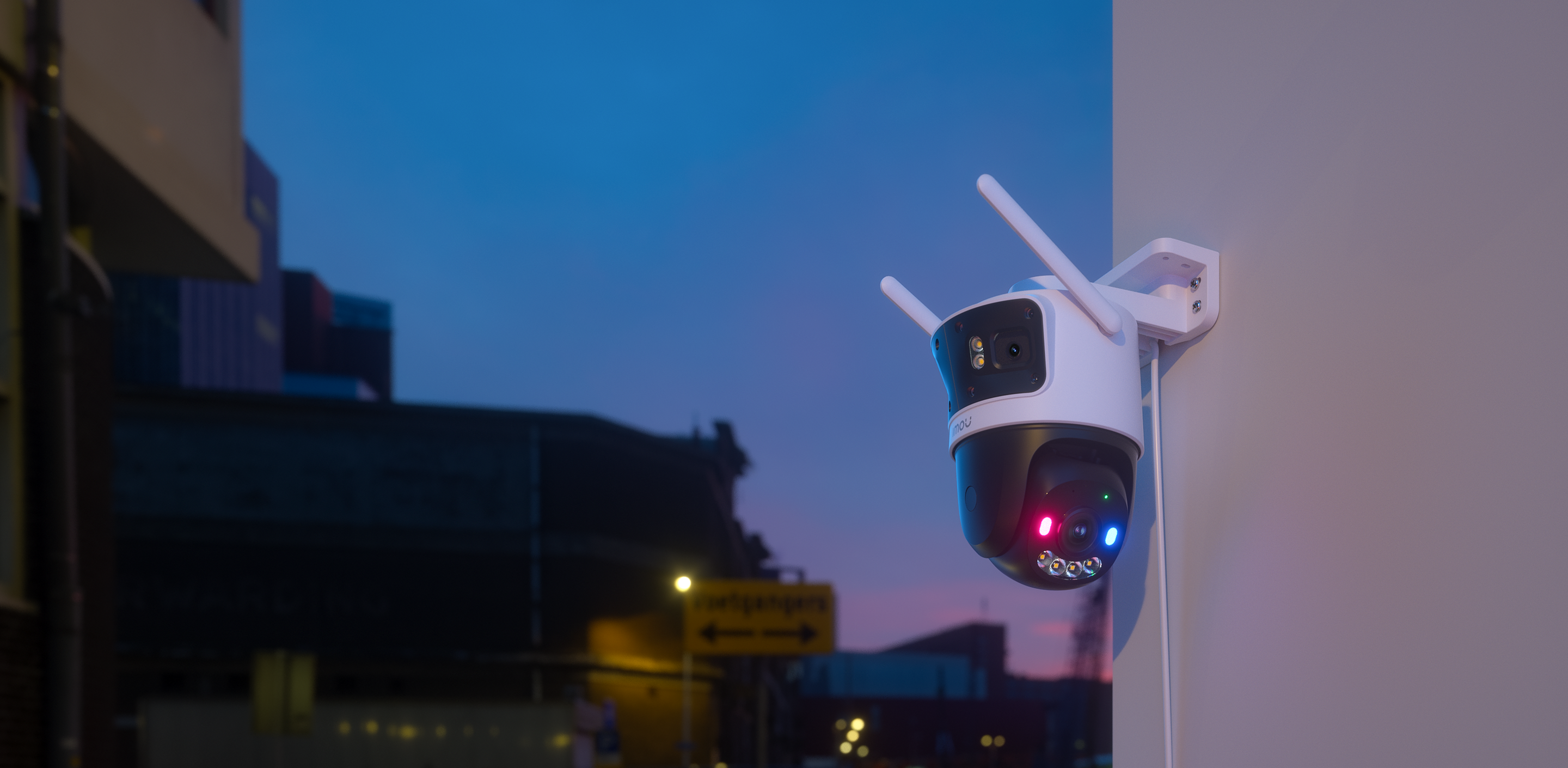 Triguba išmani vaizdo stebėjimo kamera Imou Cruiser Triple, 11MP, baltos spalvos aprašymas - Prekės nuotrauka