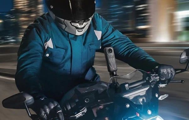 Veiksmo kameros standartinis rinkinys Insta360 X5, juodos spalvos, rinkinys dviračiui aprašymas - Prekės nuotrauka