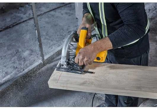 Diskinis pjūklas DeWalt DWE5615-QS,  1500 W, 30x190 mm