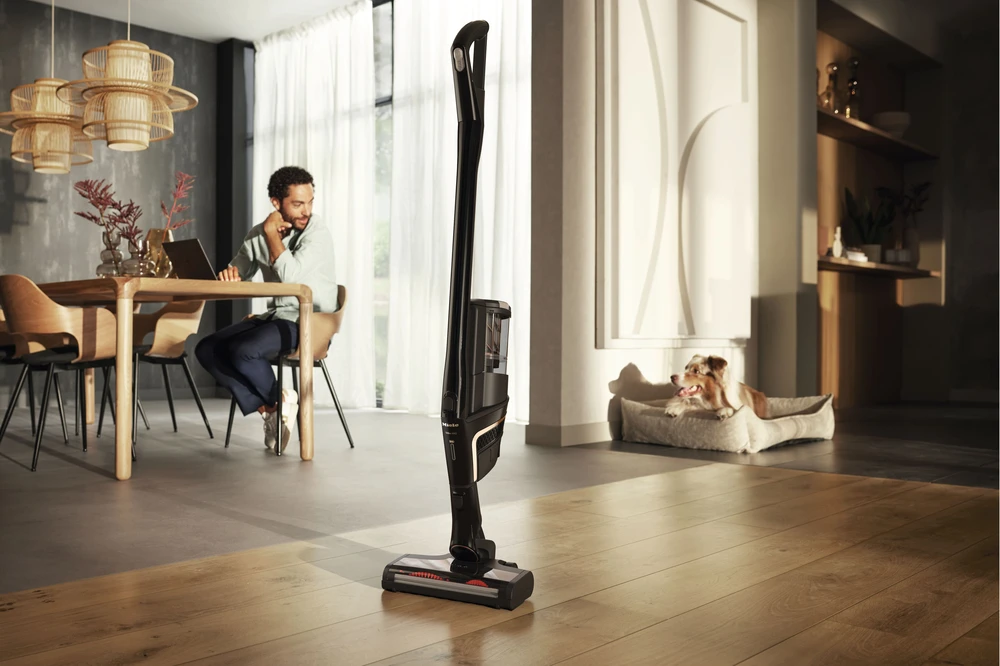 Dulkių siurblys šluota MIELE Triflex HX2 Cat /Dog Obsidian Black 11806000