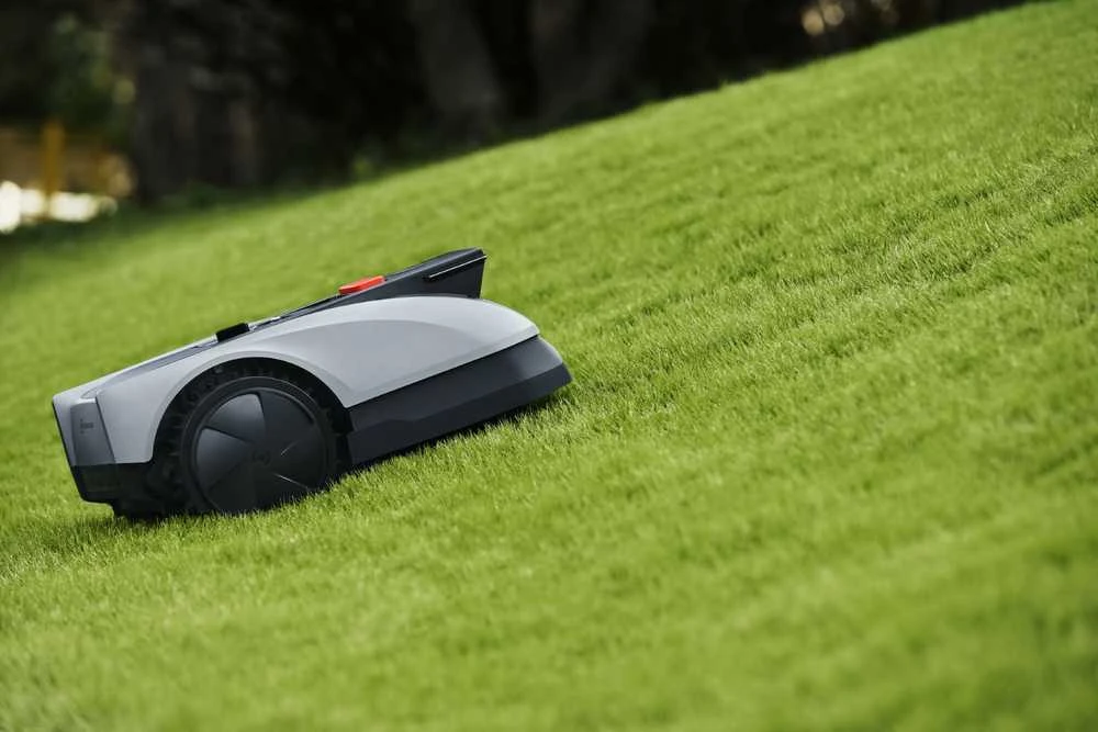 Belaidis vejos robotas Ecovacs GOAT O600 RTK