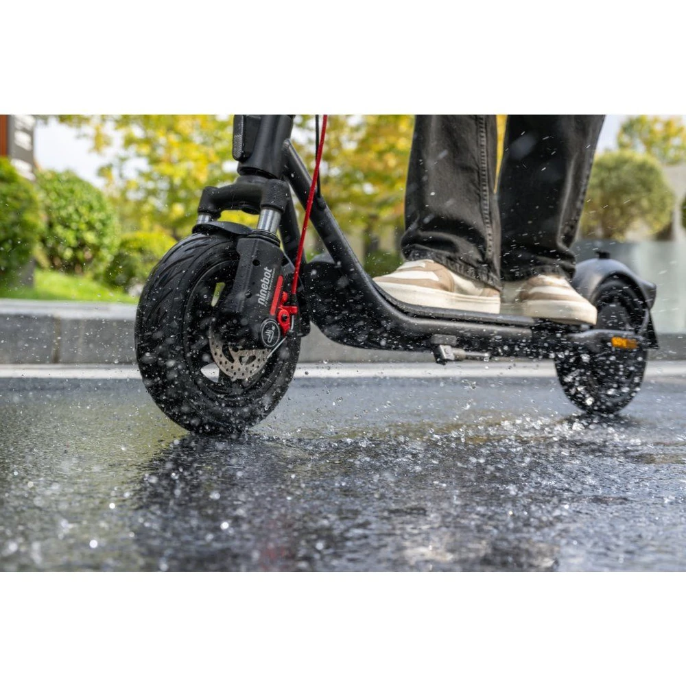 Elektrinis paspirtukas Segway F2 E II eKickScooter | 800 W | 25 km/h | 10" | Juodas