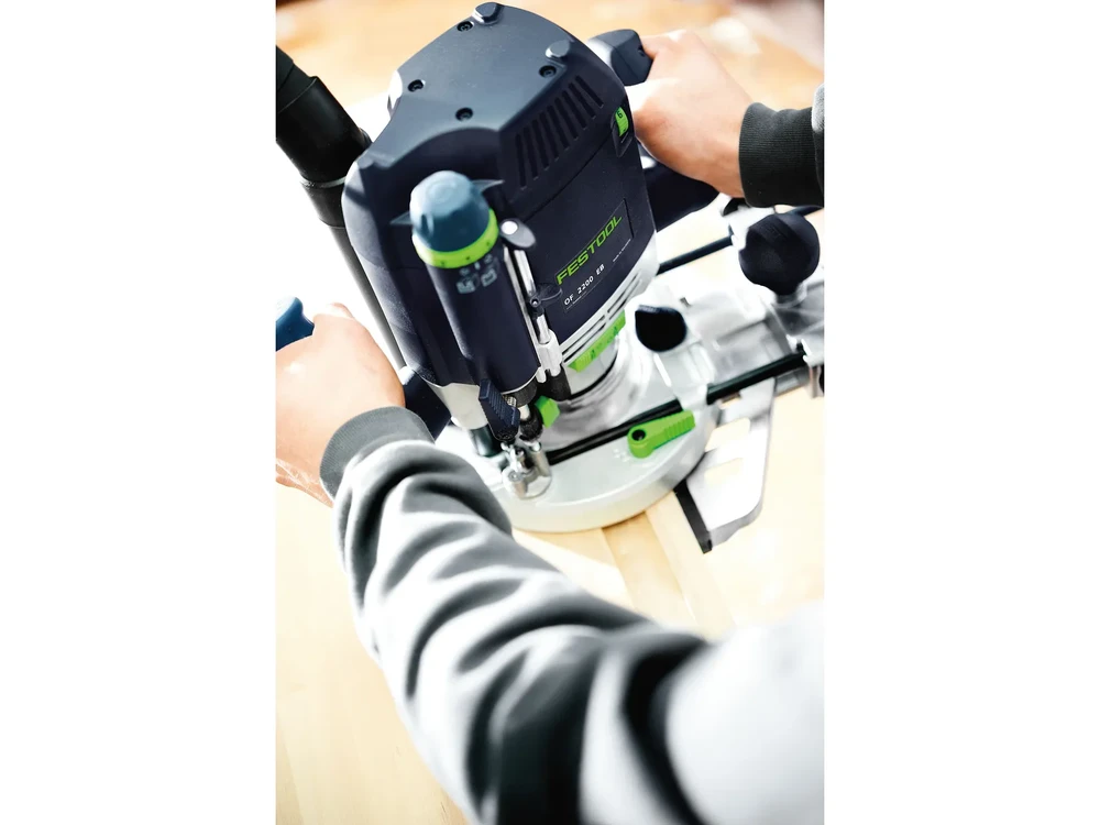 Vertikalus frezeris Festool OF 2200 EB-Plus