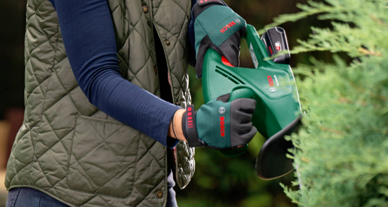 Bosch EasyHedgeCut Akumuliatorinės gyvatvorių žirklės 18V-52-13