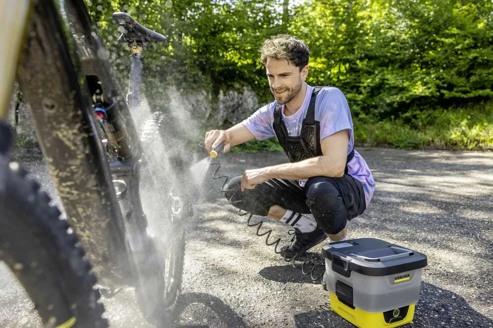 Kärcher Mobili akumuliatorinė plovykla OC 4 *EU (1.599-350.0)