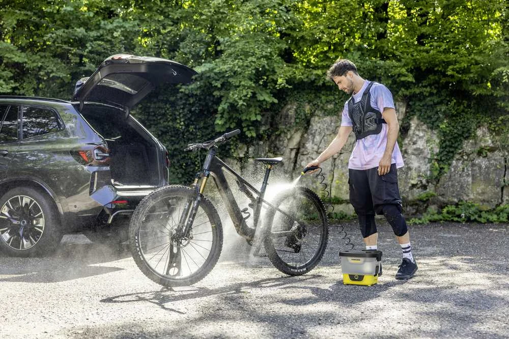 Kärcher Mobili akumuliatorinė plovykla OC 4 *EU (1.599-350.0)