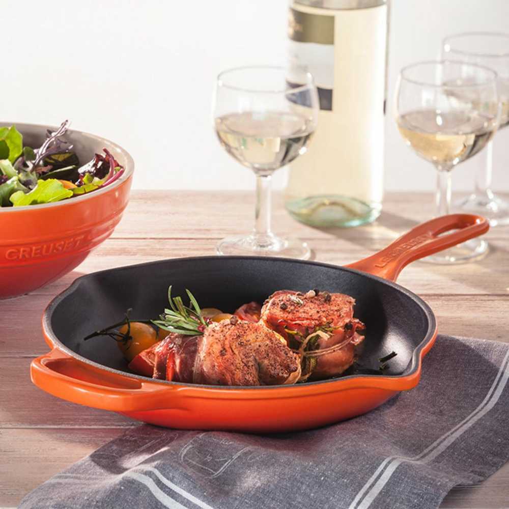 Le Creuset kepimo ir serviravimo keptuvė - Signature, 20 cm, vyšninės raudonos spalvos