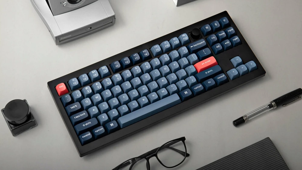 Keychron V3 Max QMK/VIA belaidė programuojama mechaninė klaviatūra, US išdėstymas (pilnai surinkta, Gateron Jupiter Red jungikliais)