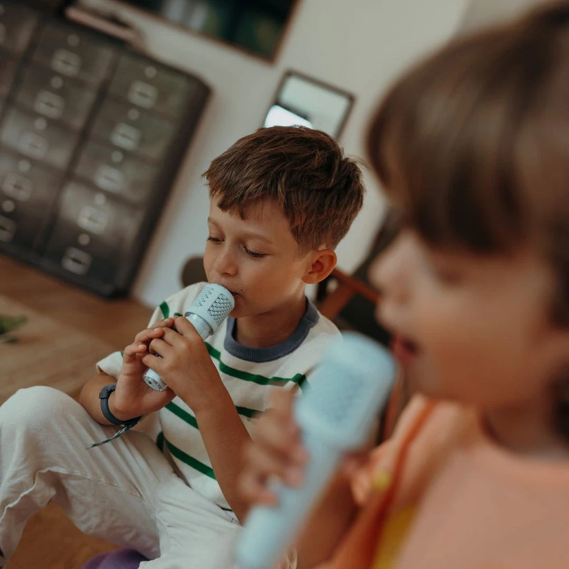KIDYWOLF Nešiojamas karaokės garsiakalbis KIDYKARAOKE, žalias