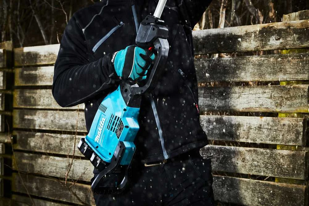 Makita akumuliatorinė aukštapjovė DUA300Z, 2x18V, 30 cm, be akumuliatoriaus ir kroviklio